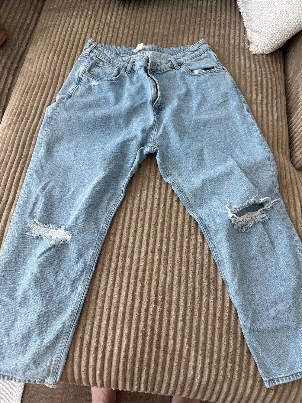 H&M Light Blue Denim Jeans with Contrast Stitching